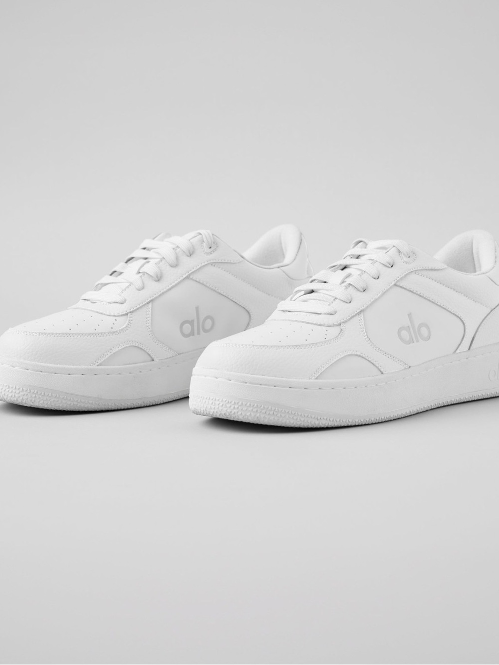 ALO Yoga Women’s White Low-Top Sneakers